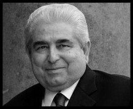 Former President of the Republic of #Cyprus Demetris Christofias passed away yesterday at the age of 72. Books of #Condolence will be opening in all Diplomatic Missions of Cyprus abroad. <a href="/CyprusMFA/">Cyprus MFA</a> expresses its most sincere condolences to the family of the late President.