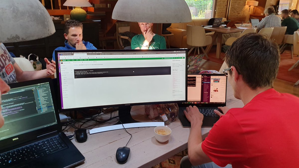 MichelSchudel's tweet image. Having a blast during #mastersOfCraftsmen, #mastersOfJava on steroids, during @craftsmen_nl strategy weekend! Coming soon to a venue near you!