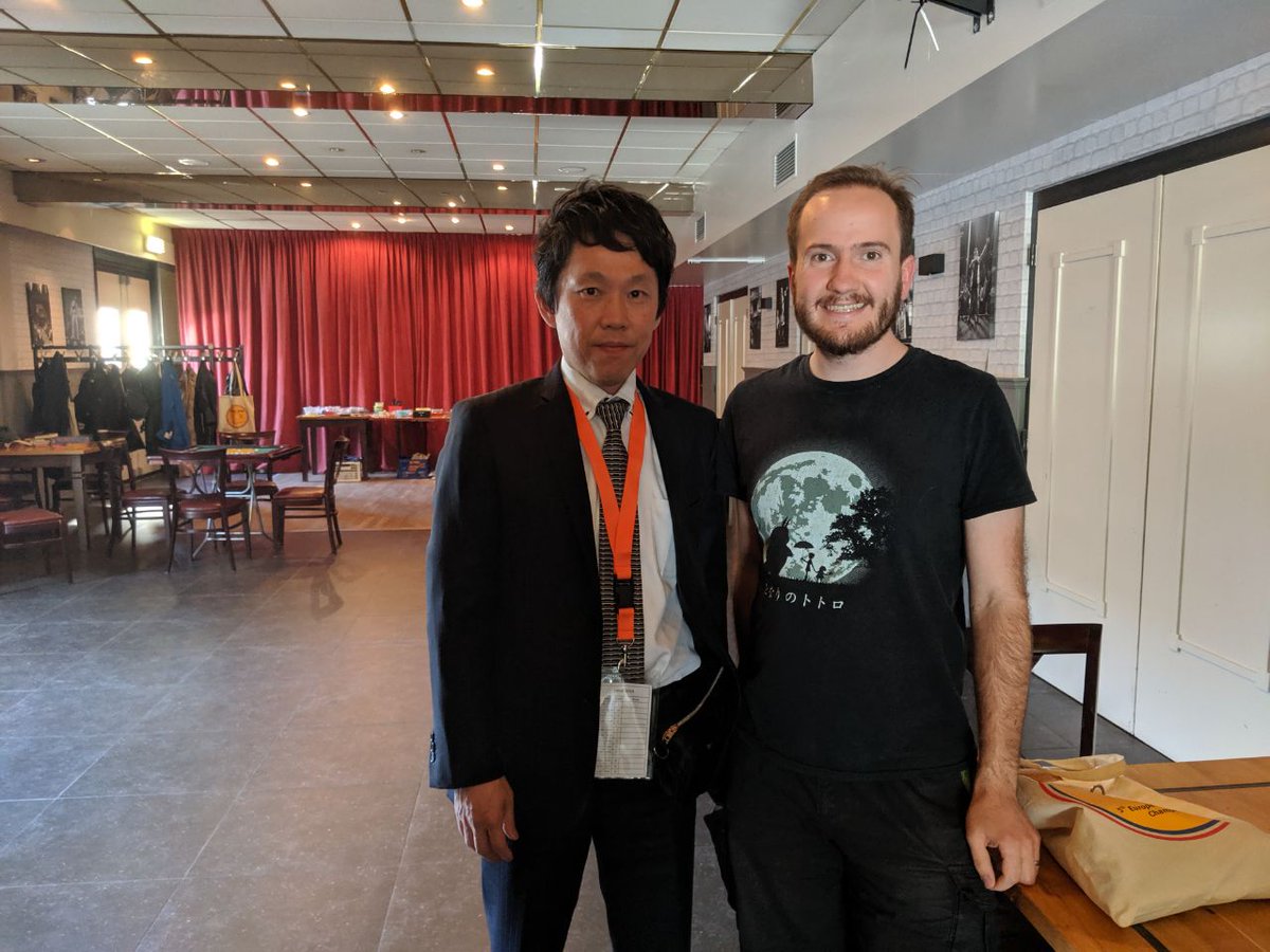 kendra_mahjong's tweet photo. If you make a twitter about Important Mahjong Facts, other people who have played enough riichi will ask you to upload their photos with Japanese people to it. #Riichi #ermc2019 #wrc2020 #Fact https://t.co/IWHbi6QCSI