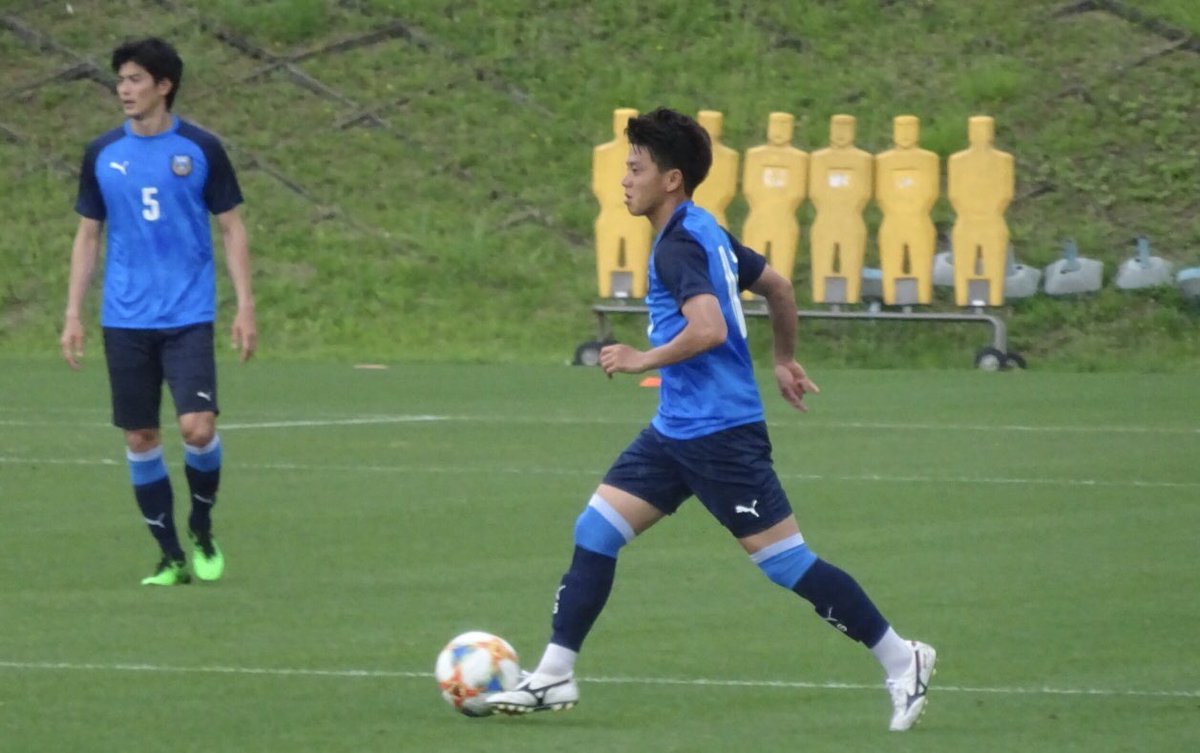 スポニチ サッカー取材班 Twitterissa 川崎フロンターレ 今週末は試合がないこともあり 法政大 と練習試合 長谷川竜也 大島僚太 小林悠