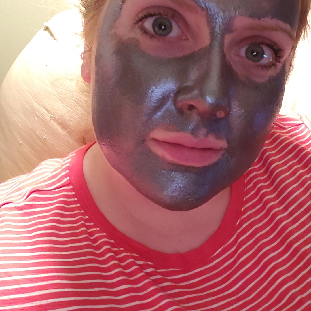 BrooklynnnK's tweet photo. I had fun trying out Boscia's new Mermaid Fire and Ice Cryosea Peel-off mask! Complimentary from Influenster! @Influenster @boscia #bosciamerbabe #boscia #complimentary https://t.co/nf6Ir1YDyP