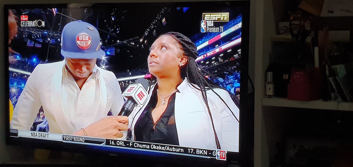 MianAlentajan's tweet image. Even in the replay I still cry..  so happy for Zion 🏀🏀🏀 #1DraftPick #ZionWilliamson @Zionwilliamson