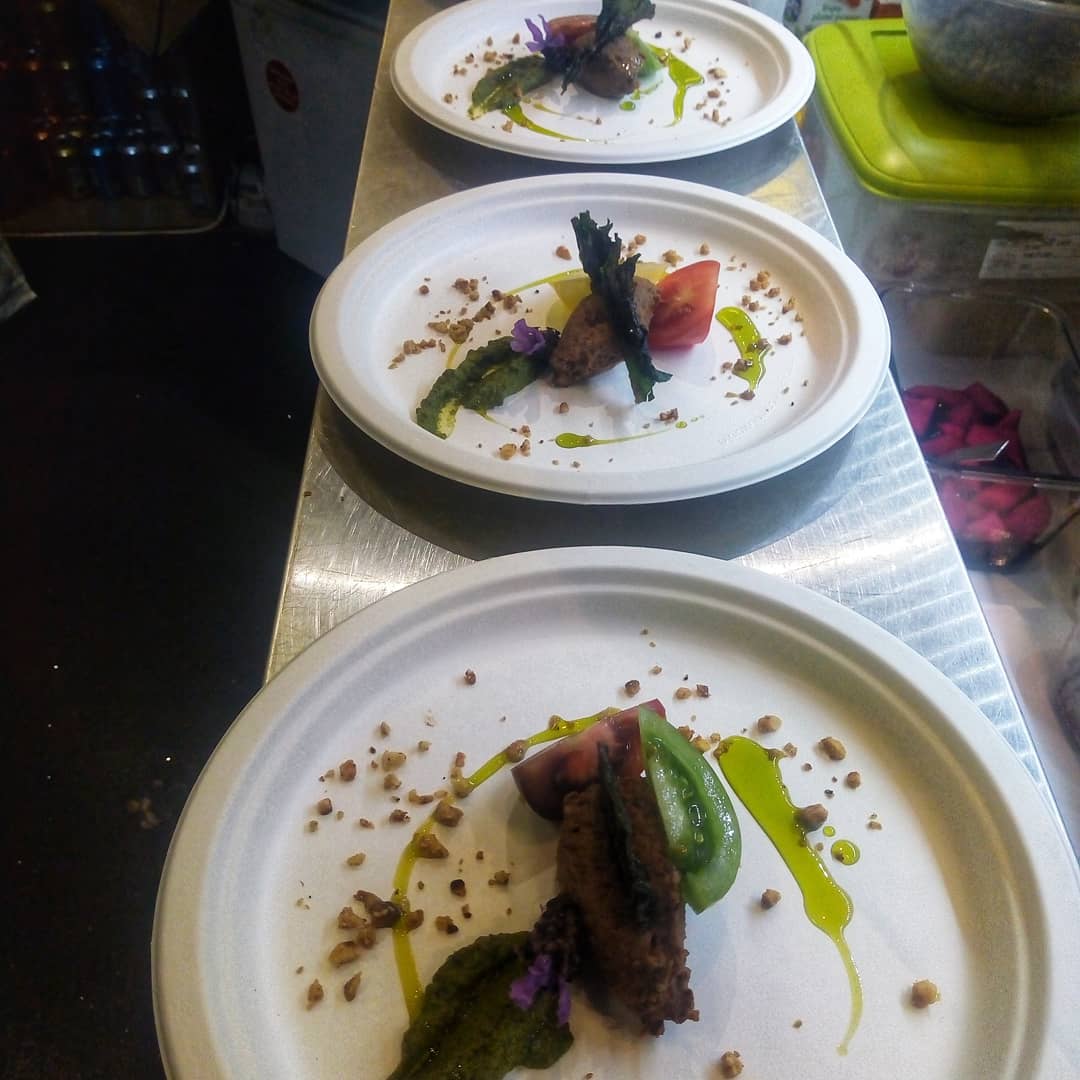 Shakahara1's tweet photo. Amazing night at @pepinodeli in Glossop last night, thanks to all who came and devoured the food. Really enjoyed it, thank you. #veganfood #glutenfree #finedining  #vegan #glossop #Derbyshire #manchester #GujaratiGoodness #withatwist #WhatVegansEat #veganfoodshare #GoVegan https://t.co/wtgMsEf79e