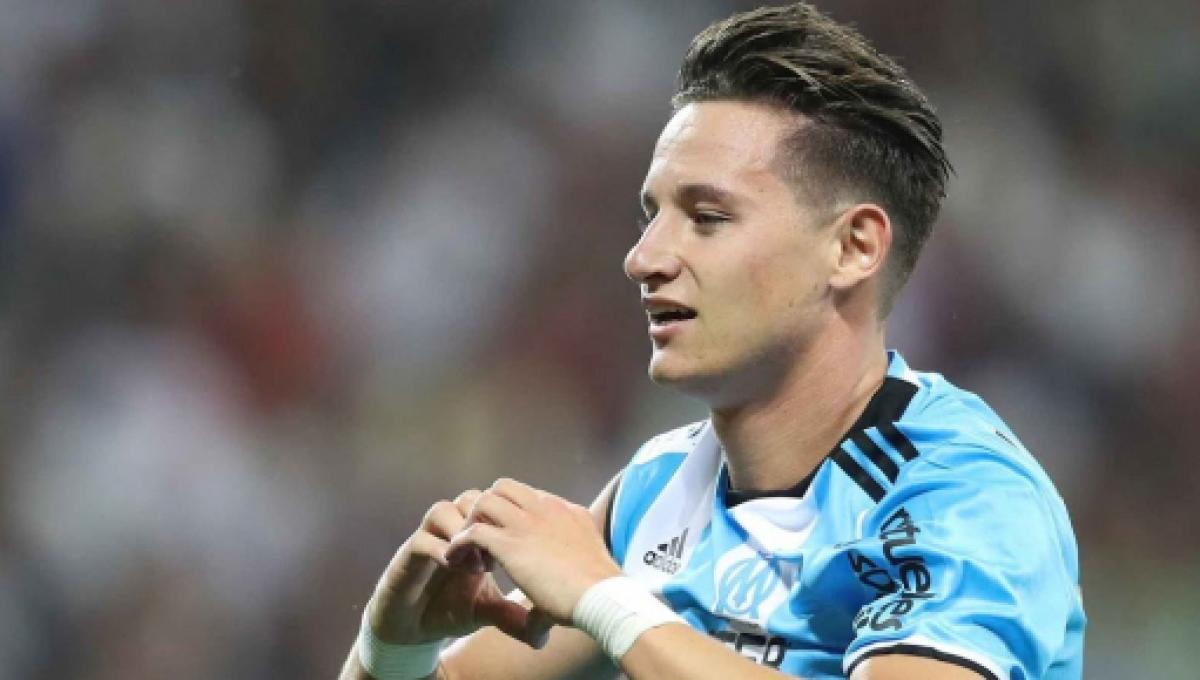 coeurmarseille's tweet photo. 🔷 Mercato OM : Manu #Lonjon : "#Thauvin ? C’est un avis et pas une info, mais je pense qu’il va partir"

➡️ Plus d'infos : https://t.co/d0NNtMBWji - #MercatoOM https://t.co/hOEiH3cVjs