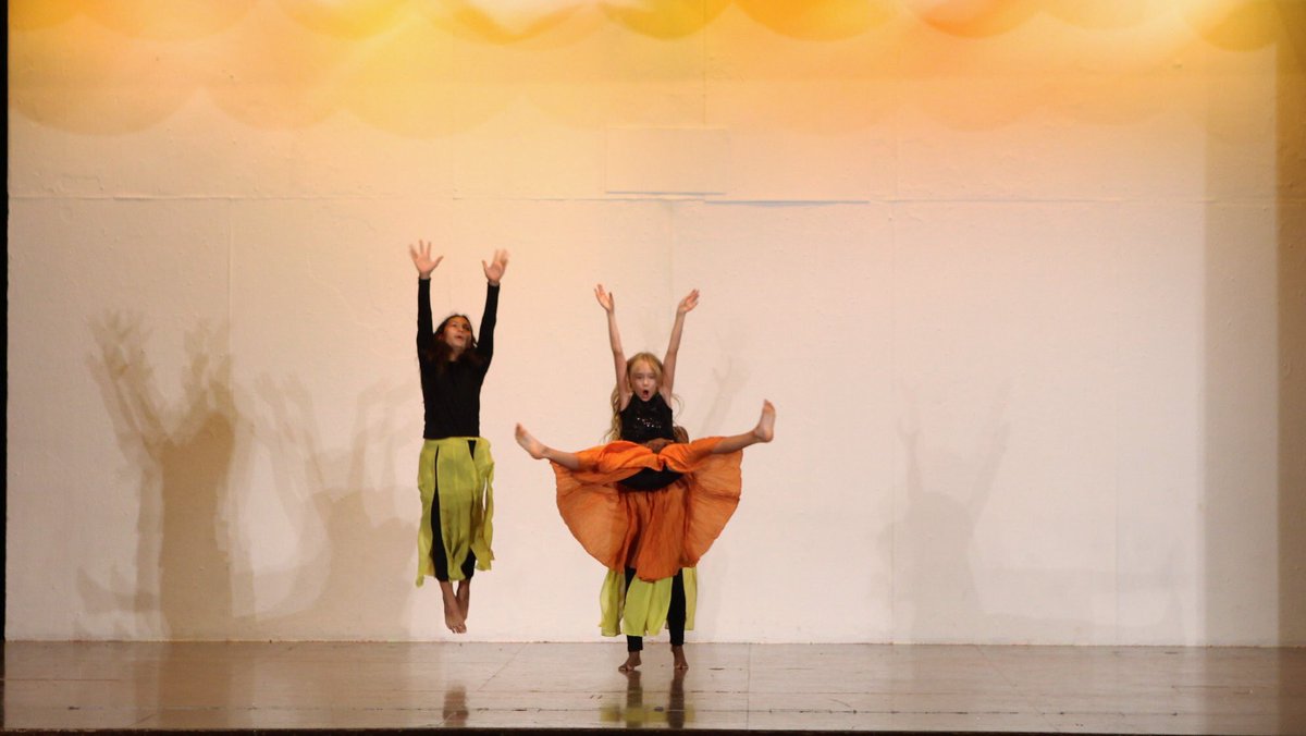 BSMuscatDance's tweet photo. It was a joy to see the students working so collaboratively and producing pieces of such a high level. Well done to all participants and congratulations to all winners! 
#BSMuscatDance https://t.co/6LWWCah1Mm