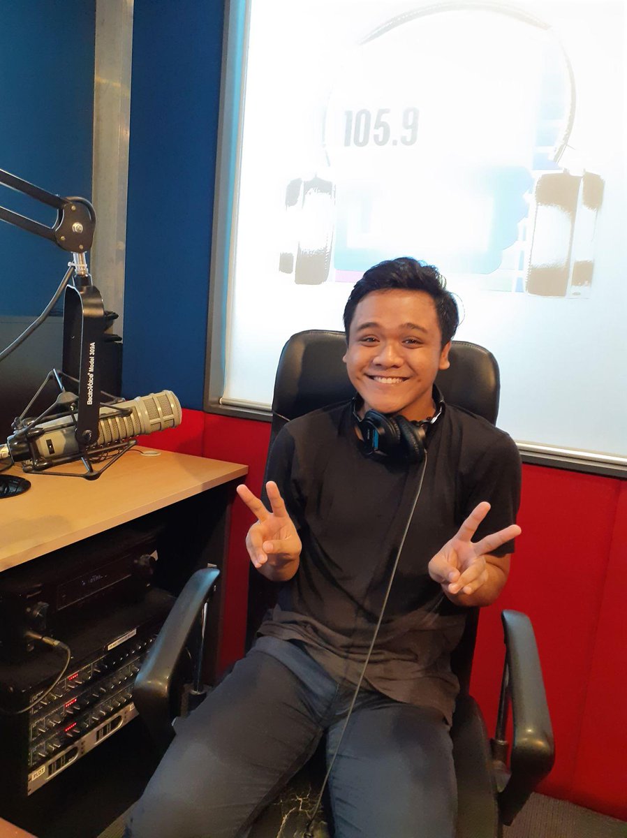 It's <a href="/andymancy/">Andi Holandez-Mencias ⚖️</a>'s birthday today! 🎂

He's pretty excited to turn 21, which is why today's question of the day is WHAT IS YOUR FAVORITE THING ABOUT YOUR AGE? 🤔Send in your answers here!

#OneYearOfLikeFM
<a href="/__heyandrew/">account dead andymancy's old</a>