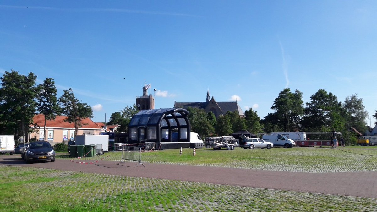 Nu nog rustig in #workum maar vanavond groot feest bij doorkomst <a href="/mvdweijden/">Maarten vd Weijden</a> Kom gerust langs, de meezwemroute is volledig mee te lopen. We hebben er zin in! #rayonworkum #11stedenzwemtocht