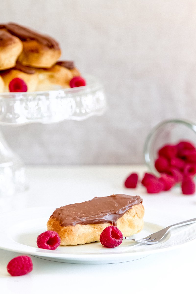 You can't beat a chocolate eclair! Especially on #NationalChocolateEclairDay!

#chouxpastry #chocolate #cream #fillings #topping #sweet #treats #delicious #tasty #yum #teatimetreat #cakeandacuppa