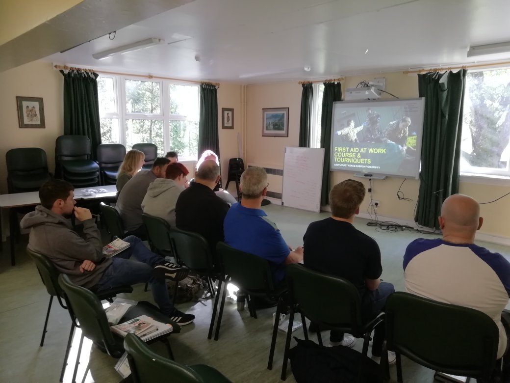 CaptHalley_ACF's tweet photo. Weekend at Arrochar for First Aid at Work course.... Key development for CFAV's to ensure the SST is kept in place! However, some CFAV look more attentive than others... 🤪 https://t.co/1q7gtjIbk8