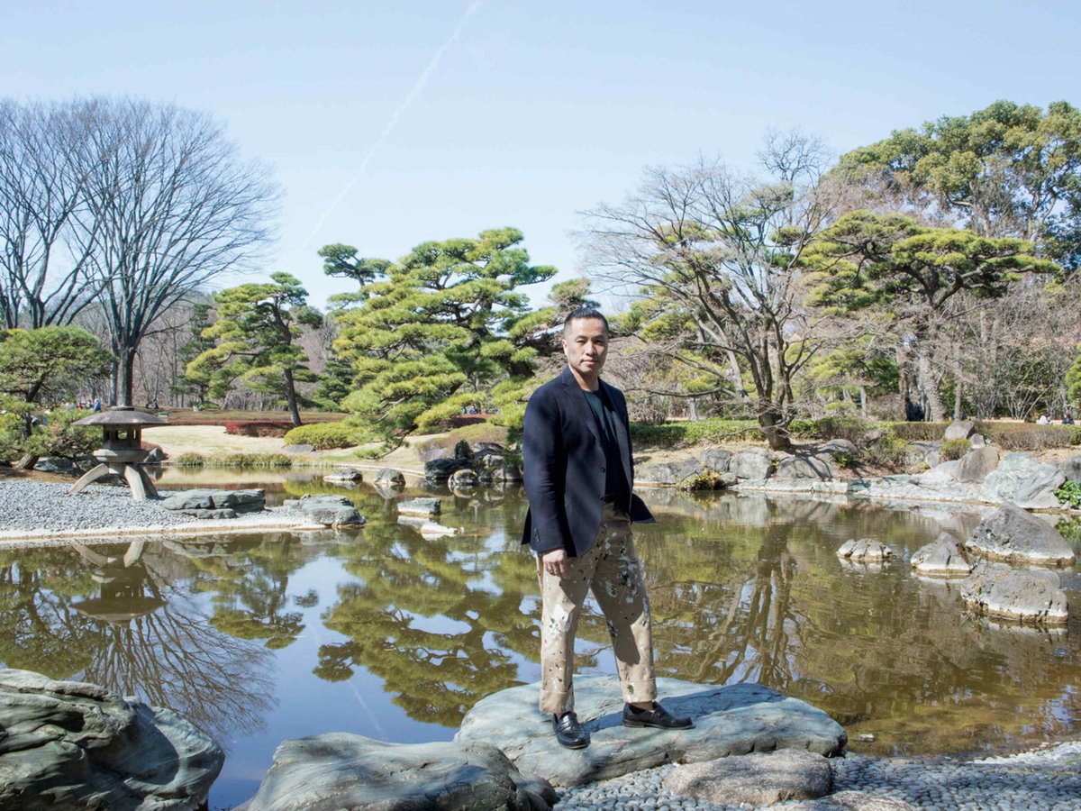htsi's tweet photo. Follow Philip Lim from hidden sushi bars to top vintage fashion boutiques in #Tokyo’s best bar - it’s all in his #smoothguide https://t.co/102gSe80RZ https://t.co/DRPypEEmcz