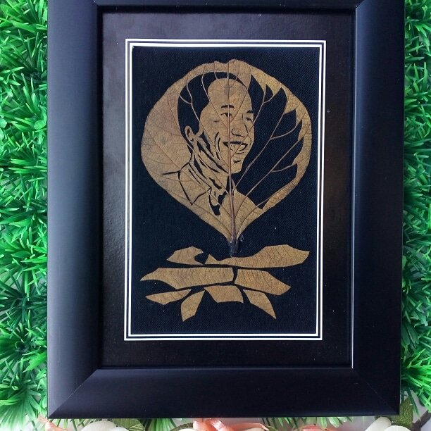 teruntuk bpk.Preside Joko Widodo yang kemaren 21 juni 2019 lagi ulang tahun.
.
wajah/foto bisa Reques.
.

.
#WA085731232412
#Diskon10%hingga27juni
#GalleryBangToyib
#KreasiUkirDaun