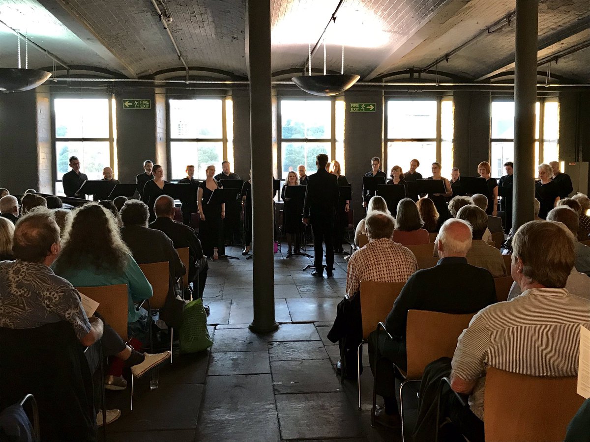 Beautiful setting + beautiful voices = A beautiful evening. Thanks to <a href="/SaltsMill/">Salts Mill</a> and <a href="/Opera_North/">Opera North</a> for a lovely Summer Solstice evening of songs.