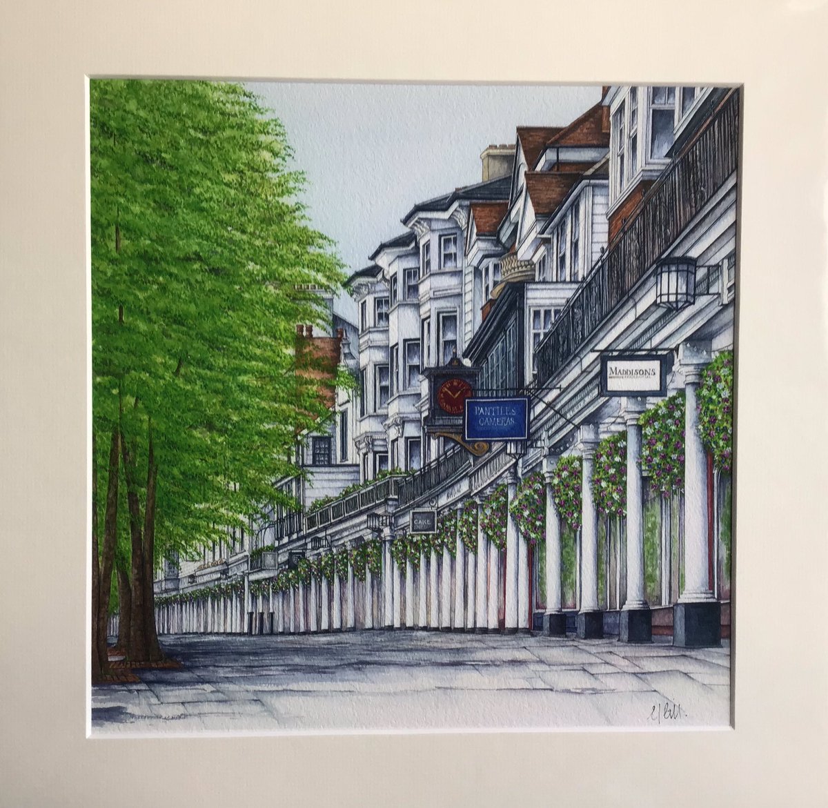 Lots to do in #TunbridgeWells #today #gin &amp; #jazz #festival, #Pantiles, #BlackDeerFestival #Eridgepark and <a href="/seopenstudios/">South East Open Studios</a> here at East Cliff Rd and #Studios around #TWells. We are open until 6pm today and #Sunday #tunbridgewellsevents #tunbridgewellstourism