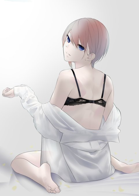 OKさんがTwitterに投稿した中野一花(五等分の花嫁)のイラスト。