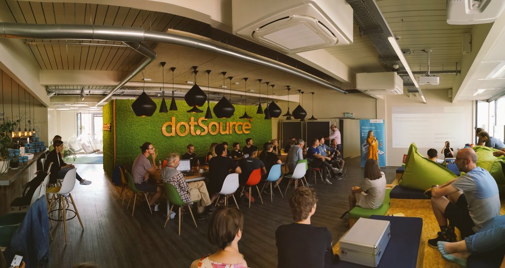 Jetzt wird #Tourismus im Thüringer Wald neu erfunden... Startschuss für den #ThüCAThon mit <a href="/thueringen_ttg/">Thüringer Tourismus GmbH</a>. .. Auf geht's auf dem Weg zu Linked Open Data.
#thueringendigital #TMWWDG