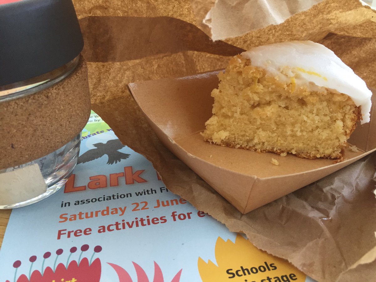 Thank you @MayowPark1 my lemon cake was amazing and handed to me in recyclable packaging #everydaysustainability #LarkInThePark