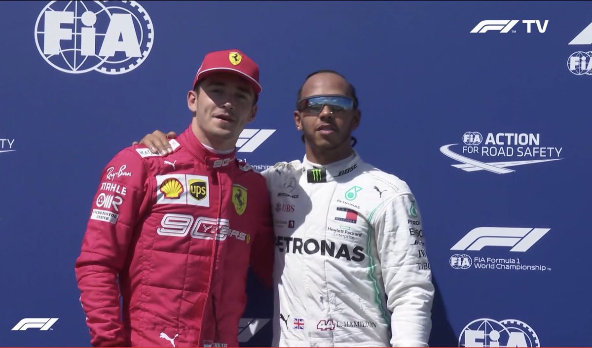 Lewis Hamilton يحقق البول لجائزة