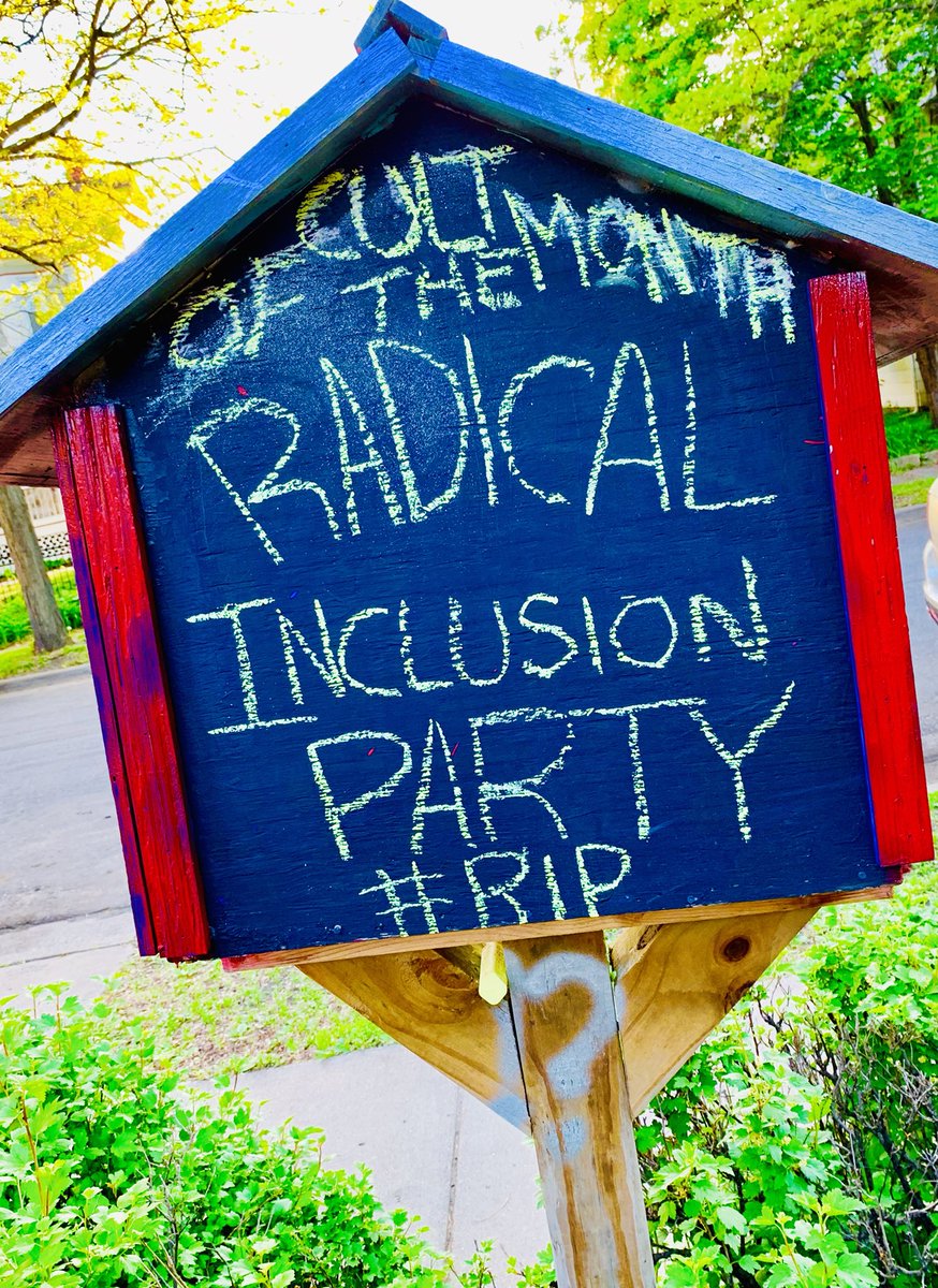 messiahcomplex's tweet image. I try to live in a state of #Proanoia. 
The sneaking suspicion that everything is out to #HELP you.

This uses the minds Confirmation Bias to see the helpful positive aspects present in the moment and allows me to live in the most helpful, humorous, and romantic reality available