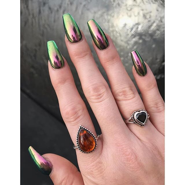 bloodymarymetal's tweet photo. C h r o m e C l a w s 🦎 @ginger.2 giving us some serious nail envy! She's wearing Amber Aylen and our Black Heart Rings #BmmClassics https://t.co/8hoLn3P8ME https://t.co/DVVEvL2OiY