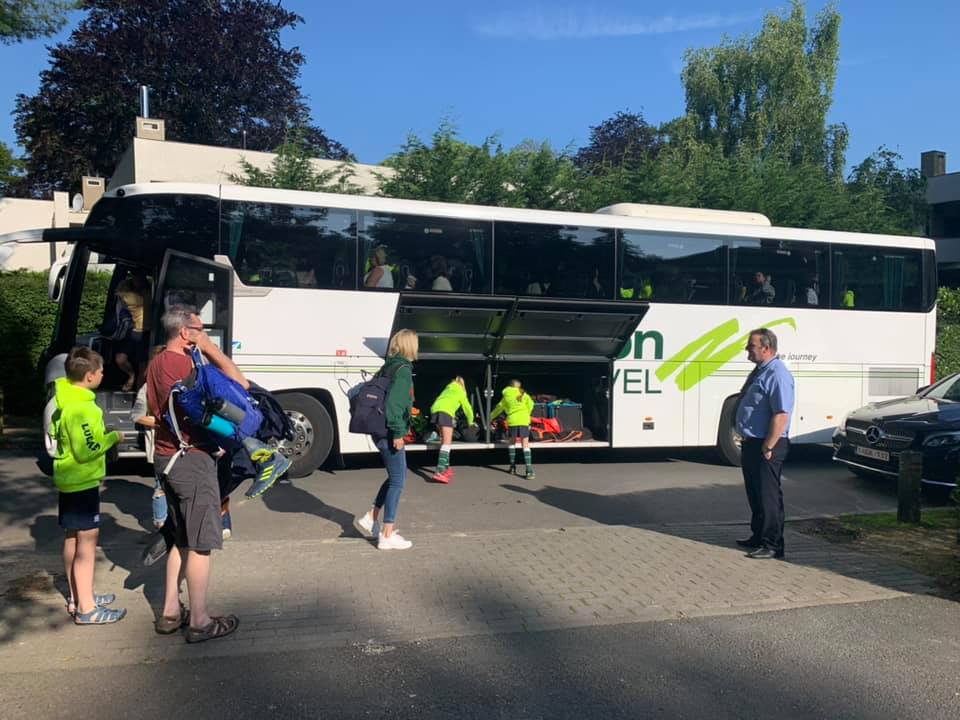 Just arrived from the UK. Welcome <a href="/SurbitonHC/">Surbiton Hockey Club</a>