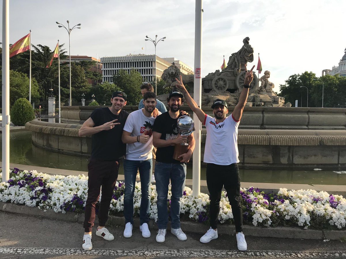23Llull's tweet photo. Buenos días Madriiid!!! https://t.co/UoNQ6lde84