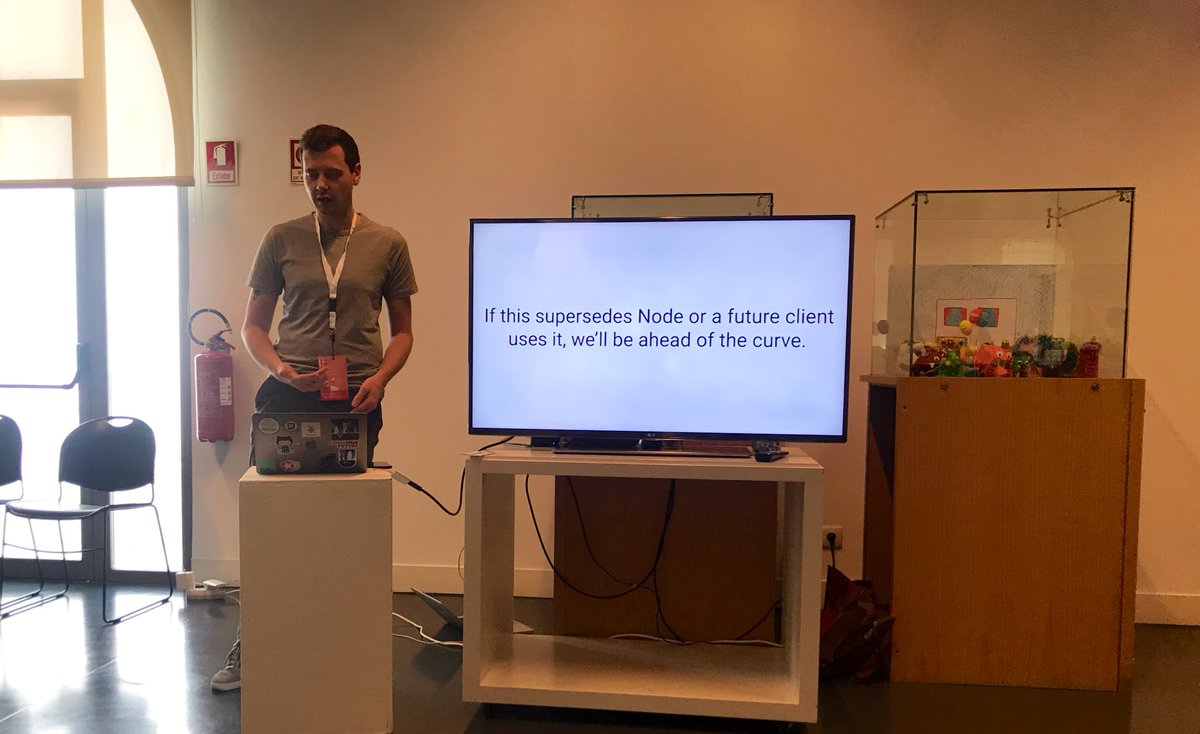 hanalodi's tweet image. Learning about #DenoJS with @jamesseanwright created by @ryanmdahl