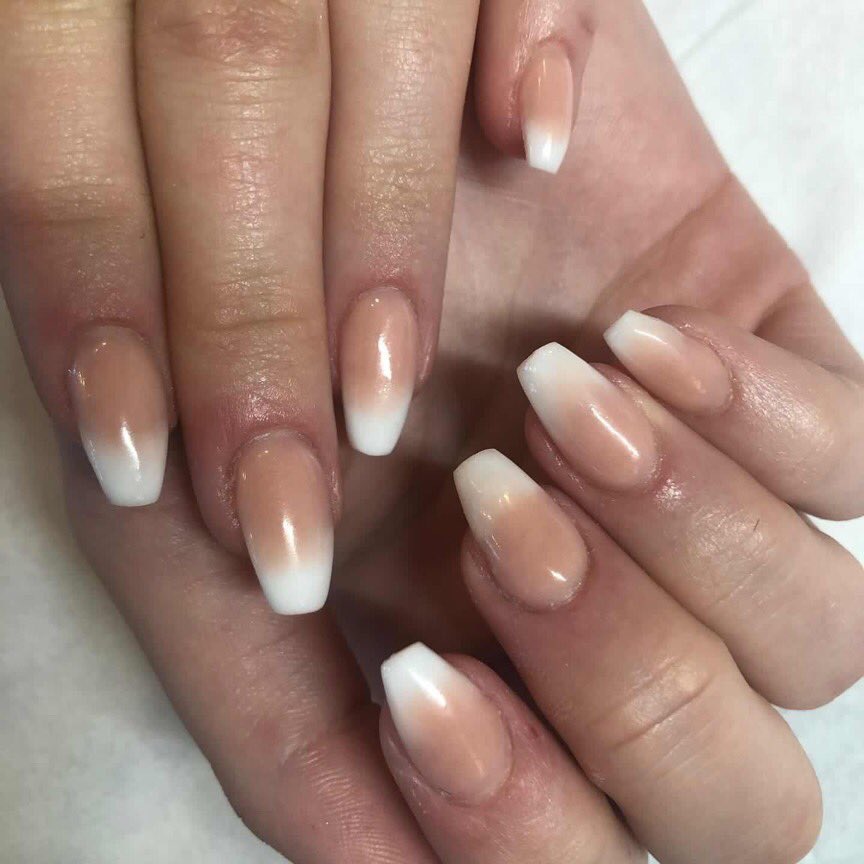 oneasalonteam's tweet photo. Ombré prom nails!💕 #nails #manicure #fashionpost #acrylicnails https://t.co/aIKKw3MOwi