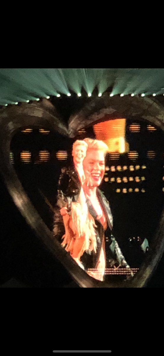 spitt7's tweet image. Pink in Cardiff