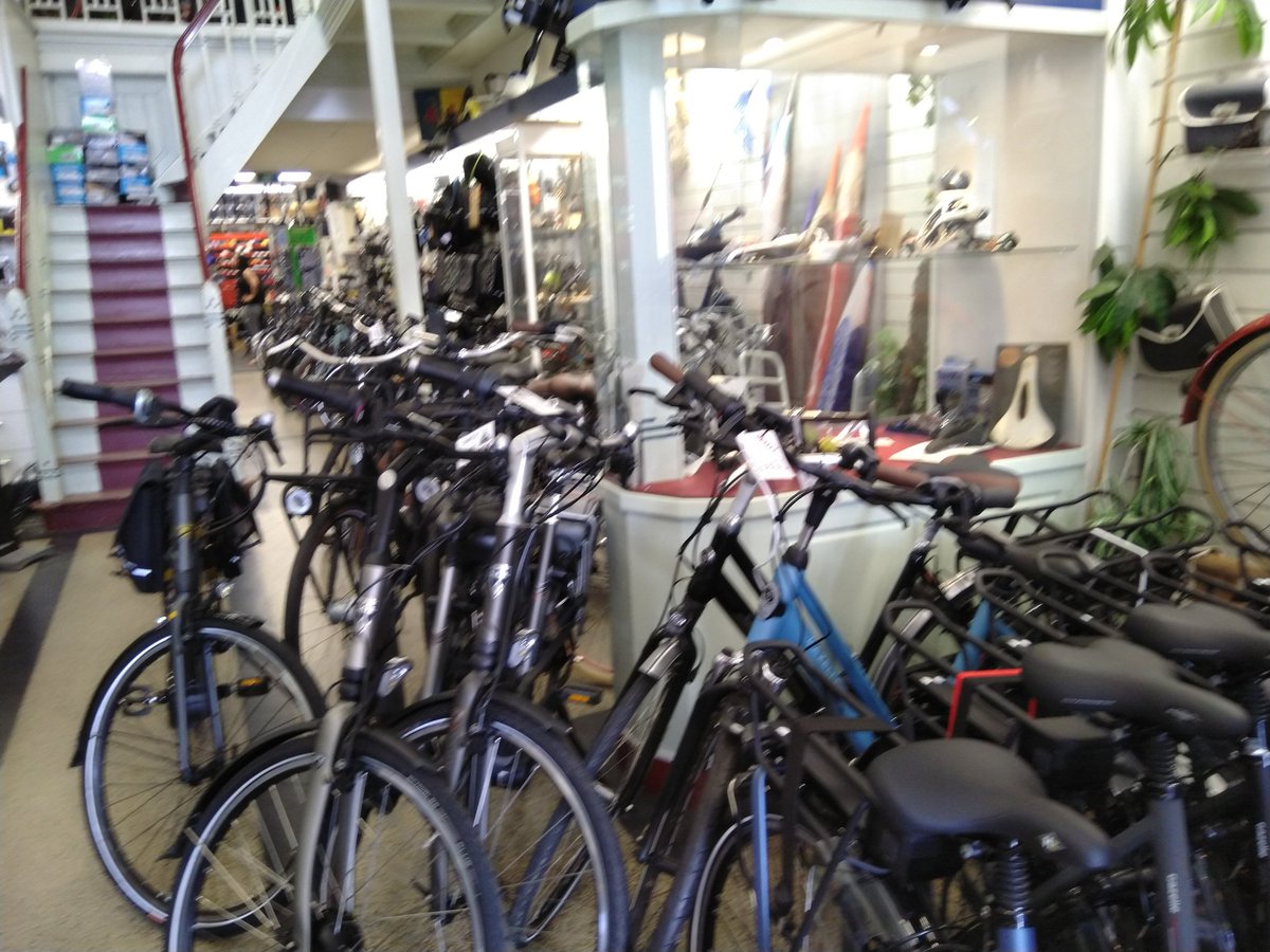 sunarasu's tweet photo. The country who have more bicycles than people.... Netherlands
#funinthesun #funwithsun https://t.co/ltmXo9RMaz