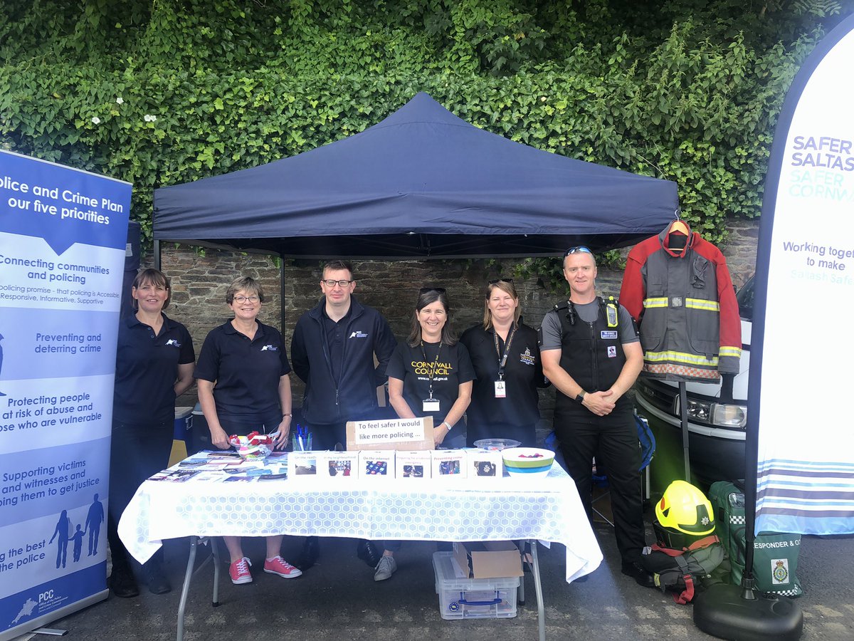 LooeTSSO's tweet image. Spending the day at Saltash Regatta, with Safer Liskeard #safercornwall with PCC Team and Cornwall Council @DC_Police @CFRSFireSafety @SaferCornwall #localism @swasFT @DC_PCC #Triservice @CornwallCouncil  🚓🚒🚑☀️☀️☀️