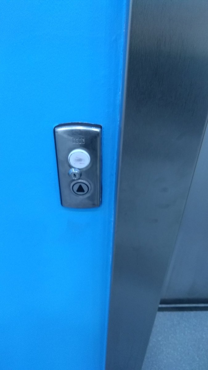 Dont_ask_why's tweet photo. From the people who bought you the up-left lift, I give you the down-means-up lift https://t.co/1AQjikiVNX