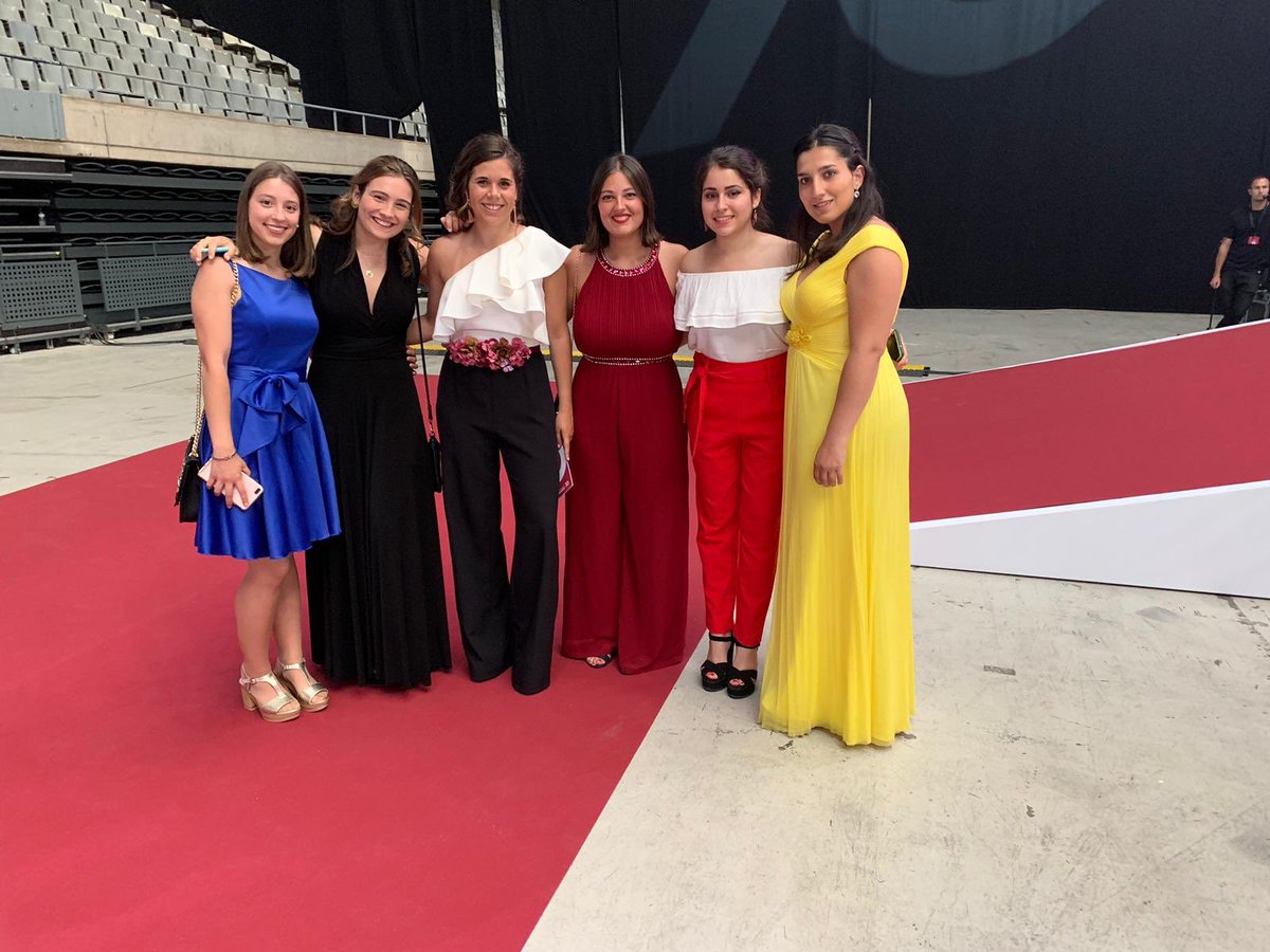 mariapasfu's tweet image. OFICIALMENT MESTRA!👩🏻‍🏫👩🏻‍🎓 #OrgullBlanquerna #GraduacioBlanquerna2019