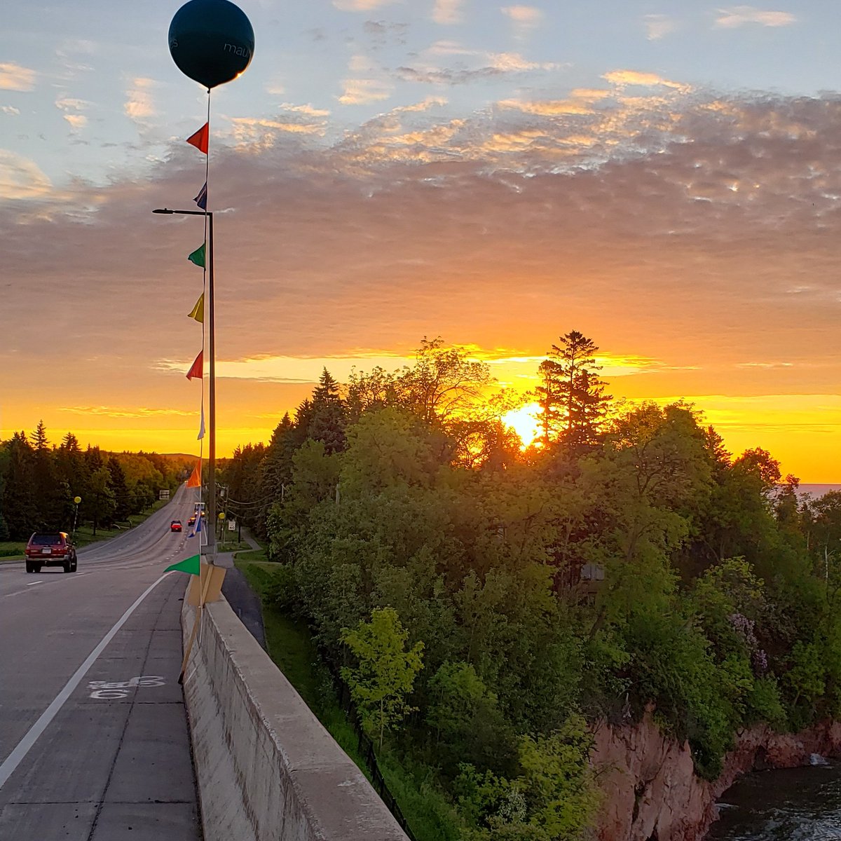 Okay....let's do this! Have a great race to all of our Mile To Marathon runners and everyone toeing the line this morning at #GrandmasMarathon
See you on the roads!

#Coach Ron Byland