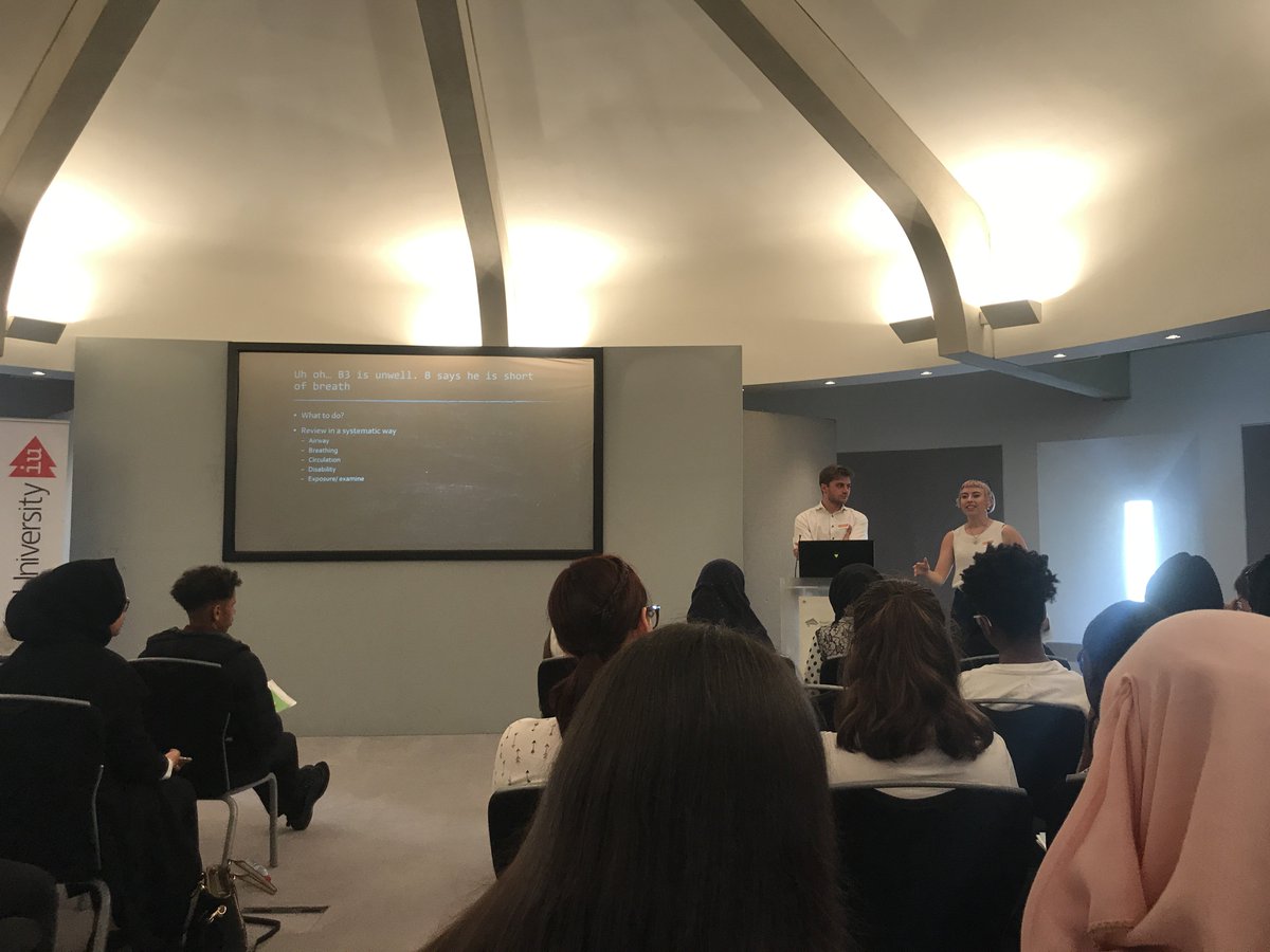 ApplicanUK's tweet photo. @IntoUniversity event #IntoHealthcare @drmolsg and Dr George Sismey with a very humorous overview of "A Day in the Life of a Doctor" #inspiringTheNextGeneration https://t.co/gzrYp58TWY