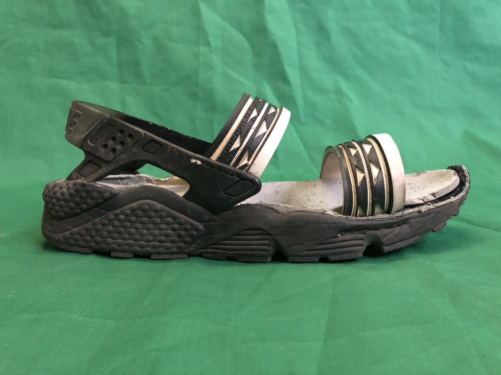 wavey_makhombo's tweet image. AIR MBADADA #THEPROCESS #THEPJS  @wavey_jackson @durtyskr @ThandoSimelane_  (Hamilton Lebese) 
#NikeCheckUs