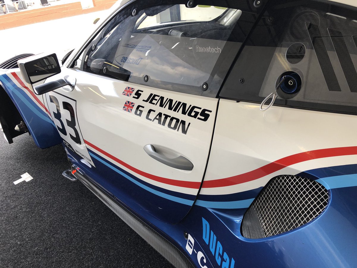 Qualifying starting at 15.35 <a href="/TJSorbusRacing/">Thomas Jennings</a>  <a href="/BritishGT/">🇬🇧 #BritishGT 🏁</a>