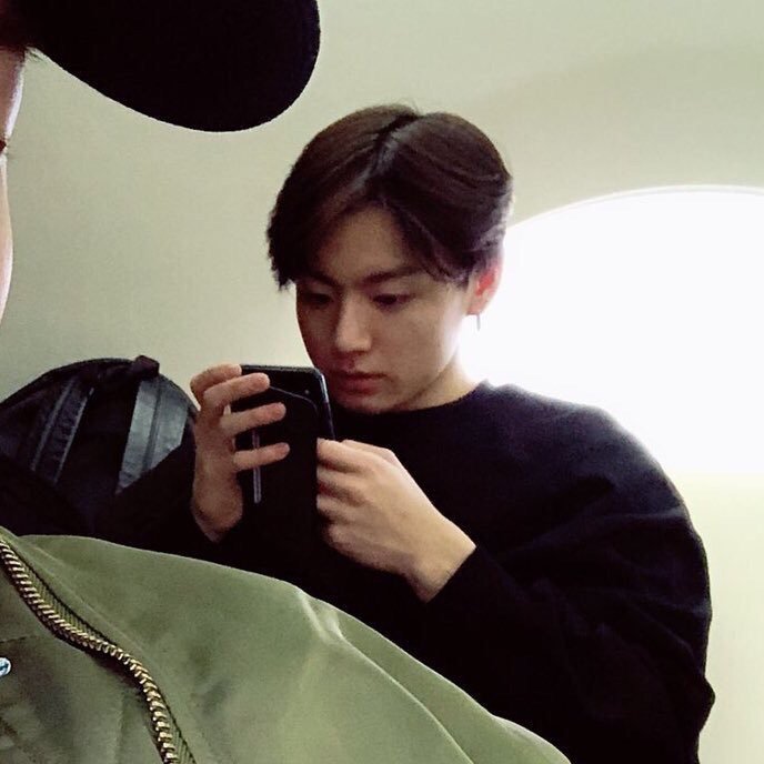 rewolrd's tweet image. 