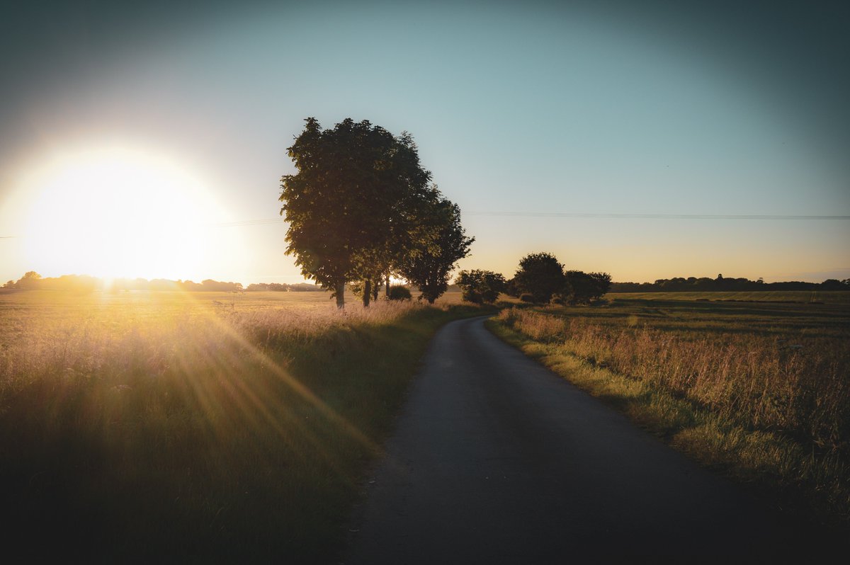 nikoshots's tweet photo. First day of summer #June2019 #FirstDayofSummer2019 https://t.co/20xlVYR5gJ