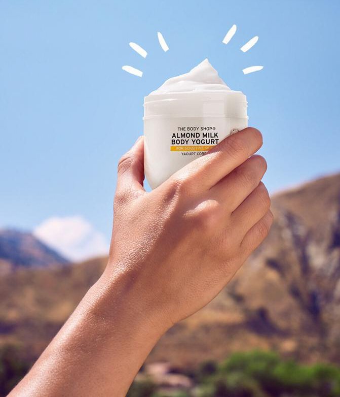 PlazaSenayan's tweet image. Hi, Beauty Lovers!

Kamu cuma punya waktu sedikit untuk pakai pelembap tubuh di pagi hari?

Moisturise fast and easy now!

Kunjungi The Body Shop di Plaza Senayan Lower Ground Level.

#TheBodyShop #BodyTruth #SkinTruth #PlazaSenayan #WhatsOnPlazaSenayan