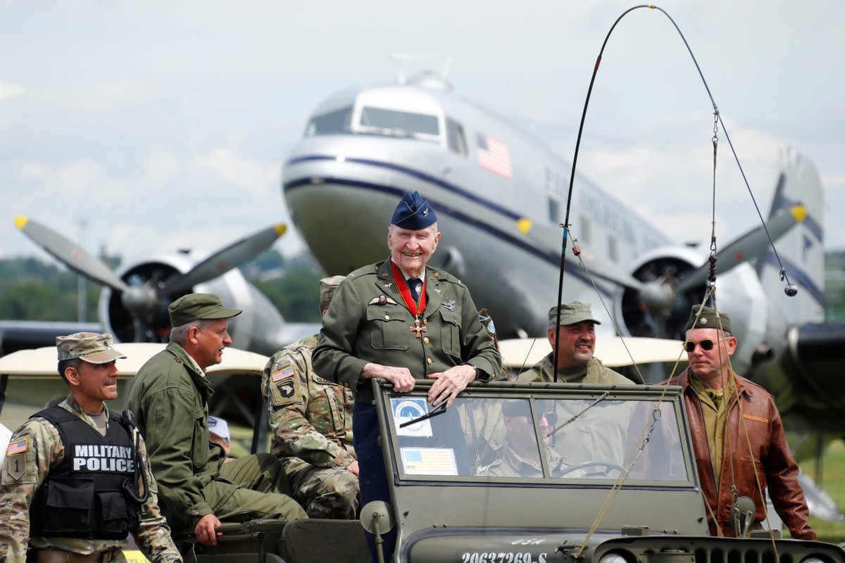‘The Candy Bomber’ Honored in Germany 70 Years After Historic Berlin