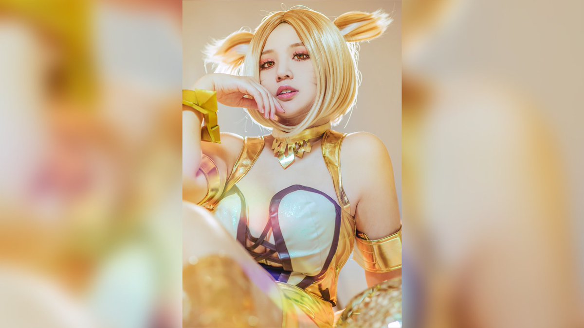 當好感度爆棚，你將得到我的全部✨
你 喜歡我嗎？

K/DA-阿璃 尊爵不凡
攝影：Cat's Photography
Coser：me

#cosplay #cosplaygirl #英雄聯盟 #阿璃 #kda #kdaahri https://t.co/9XRWlujcZm