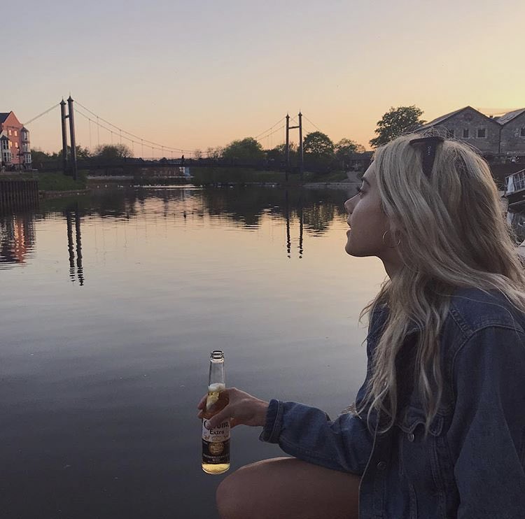 Chilling with <a href="/AngelicPotter/">Lily Luna Potter</a>. 

Taken last summer holidays.