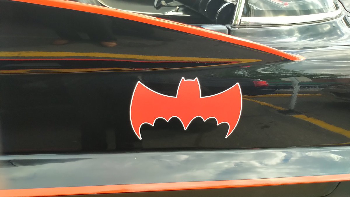 GrantRants's tweet photo. Sometimes you find weird things in the parking lot of the grocery store. https://t.co/VLqmsW6lNF