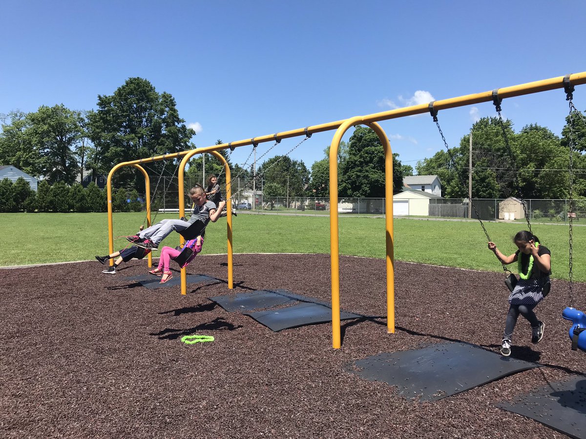 MissDennehy2's tweet photo. We enjoyed yesterdayβs beautiful weather! #FirstDayofSummer2019 https://t.co/iTu7T1RDKX