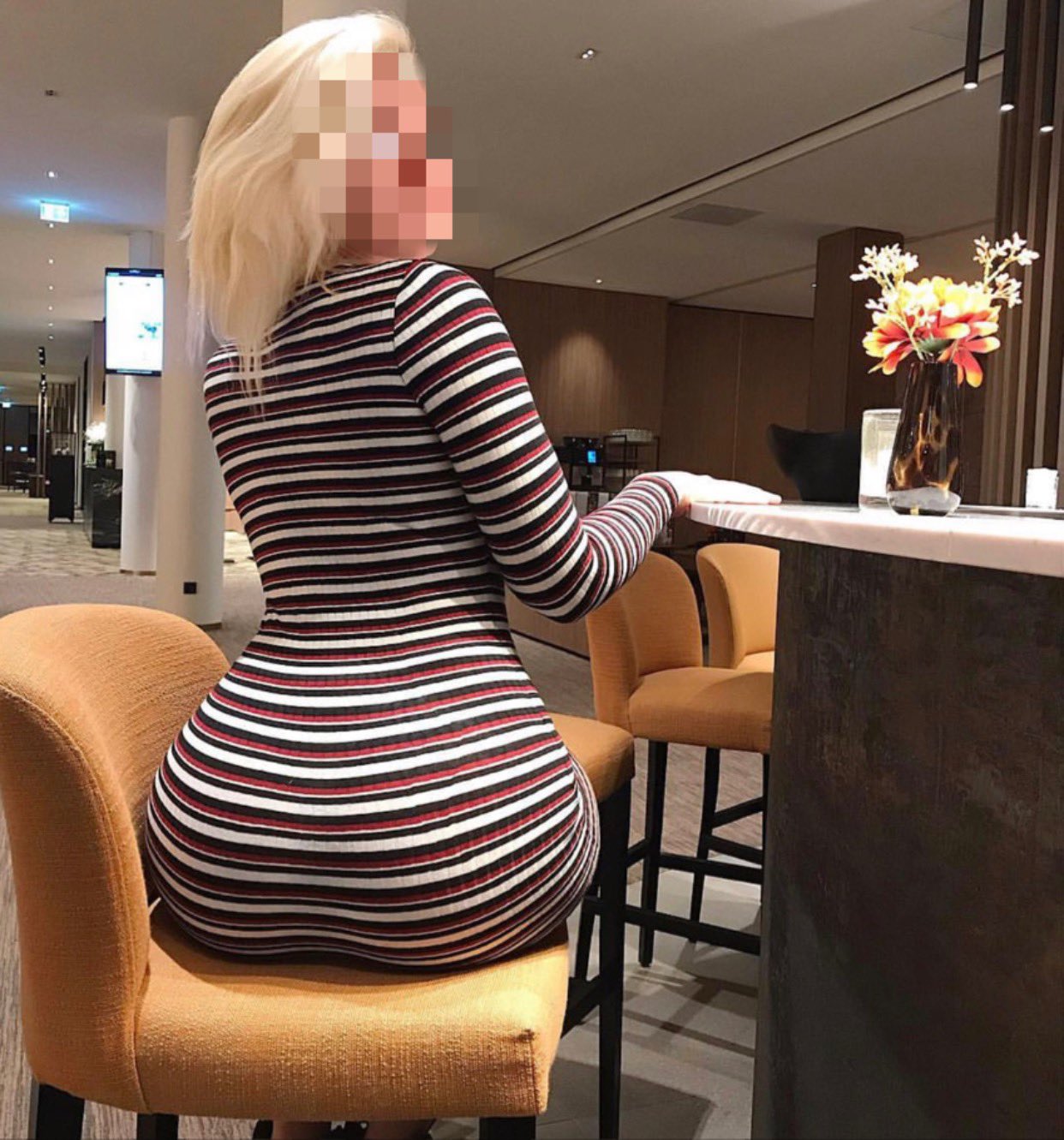 “Throwback to #NOLA #PAWG waiting for a drink.” 