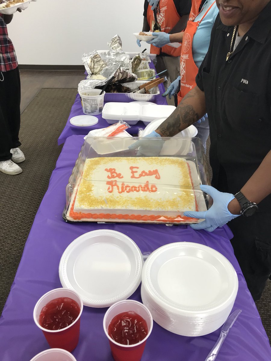 Friday potluck was awesome yesterday with my OFR team to celebrate Ricardo leaving .....#rlc8616