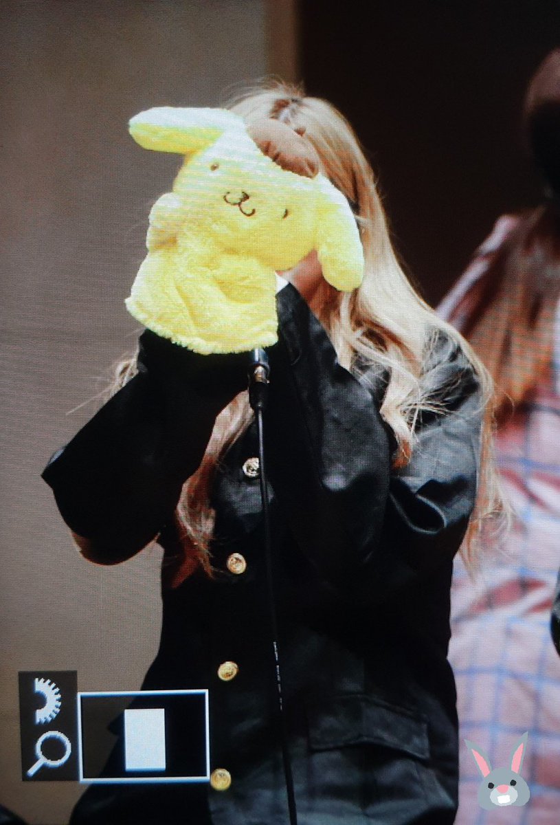 MLBunny_929's tweet photo. 190622

잘하는게 얼굴이랑 귀여움인가요?

#fromis_9 #프로미스나인 #송하영 https://t.co/V2n0eskw6C