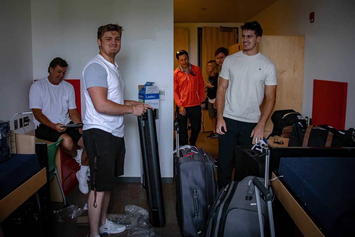 Oregon State Football tweet media