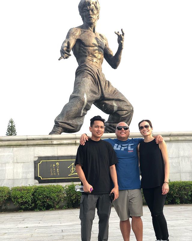 leanne_119's tweet photo. Woah he’s BIG #brucelee #foshan 🇨🇳 #wingchun #homage https://t.co/I1Dtr4OTKx https://t.co/y2HihqFXqA