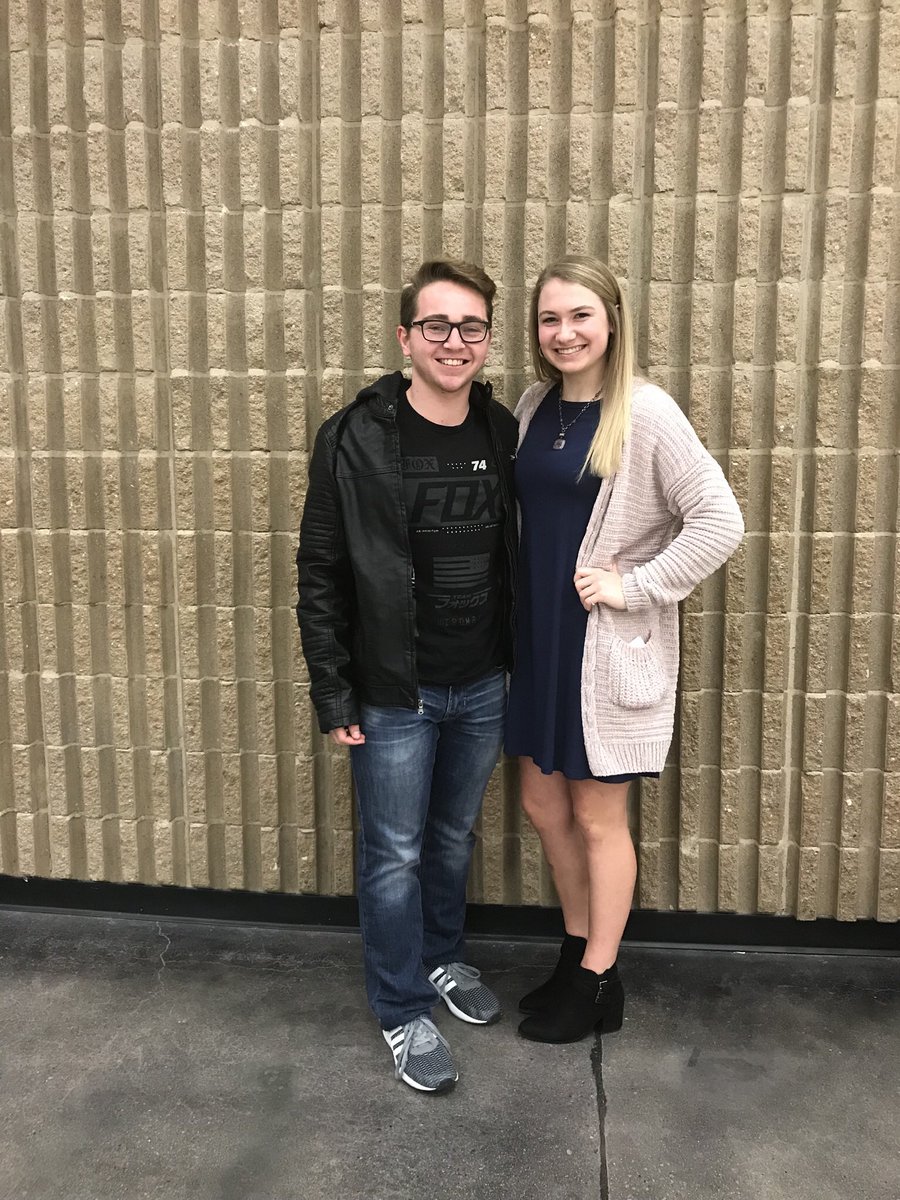 RethmanSophia's tweet photo. happy #nasty19 to my bestie @ColeGuion22 !!! thx for always getting ice cream w me &amp; being a real one <3 party hard!! 🎉🎈💗 https://t.co/24jsH1fADu